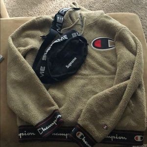 Supreme waist bag + champion hoodie qtr zip